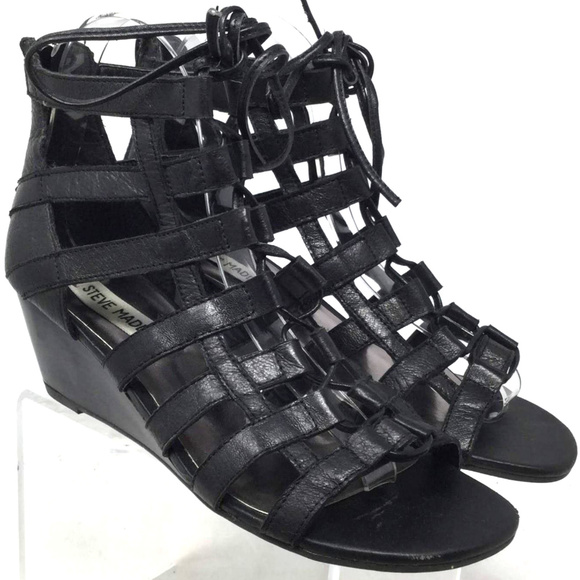 Steve Madden Shoes - Steve Madden Women's Sandals Sz Us 6M Black Straps